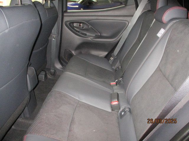 Fahrzeugabbildung Toyota Yaris Hybrid GR Sport