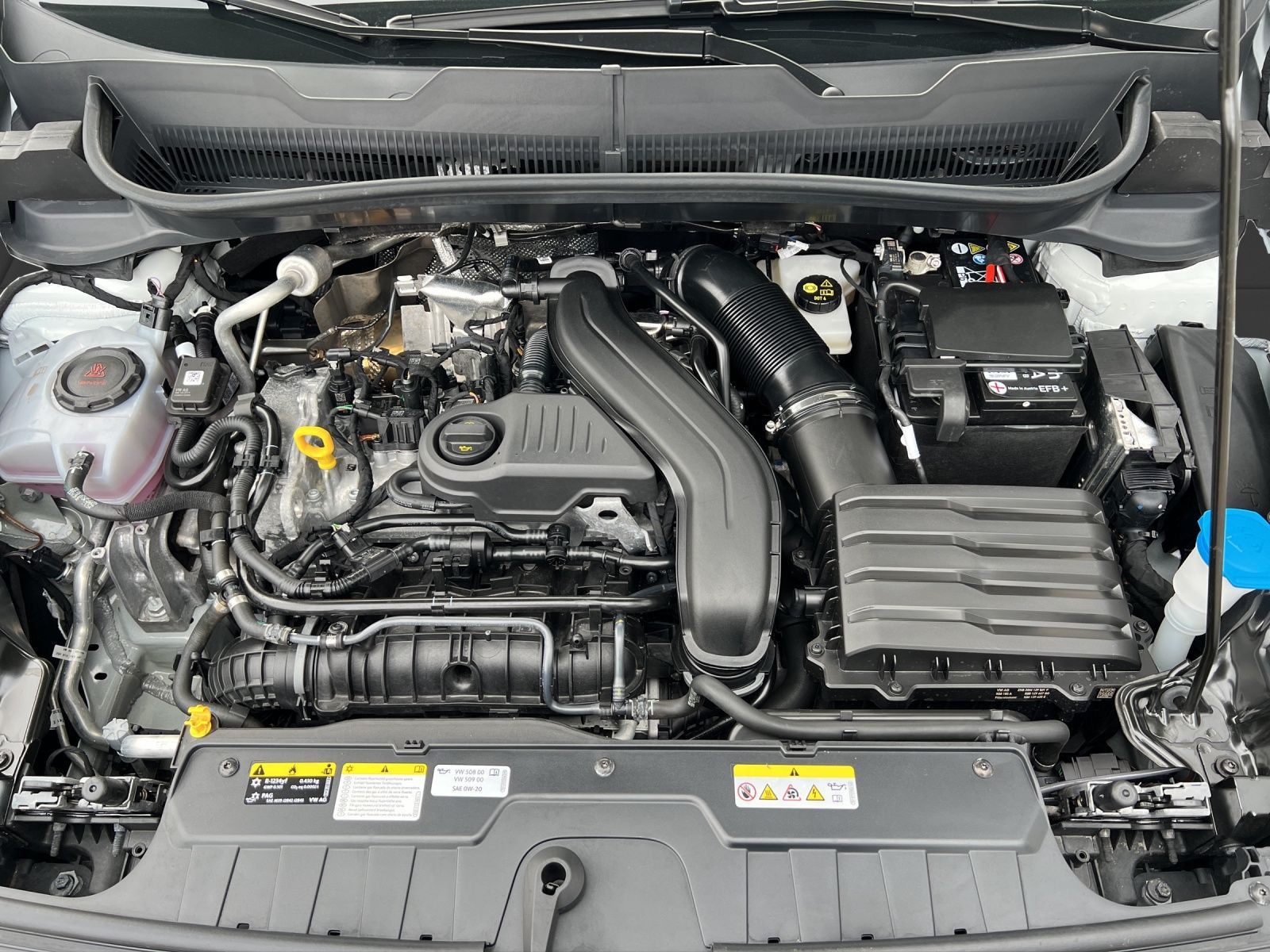 T-Cross R-Line 1.5 TSI DSG AHK*Navi*Kamera*ACC