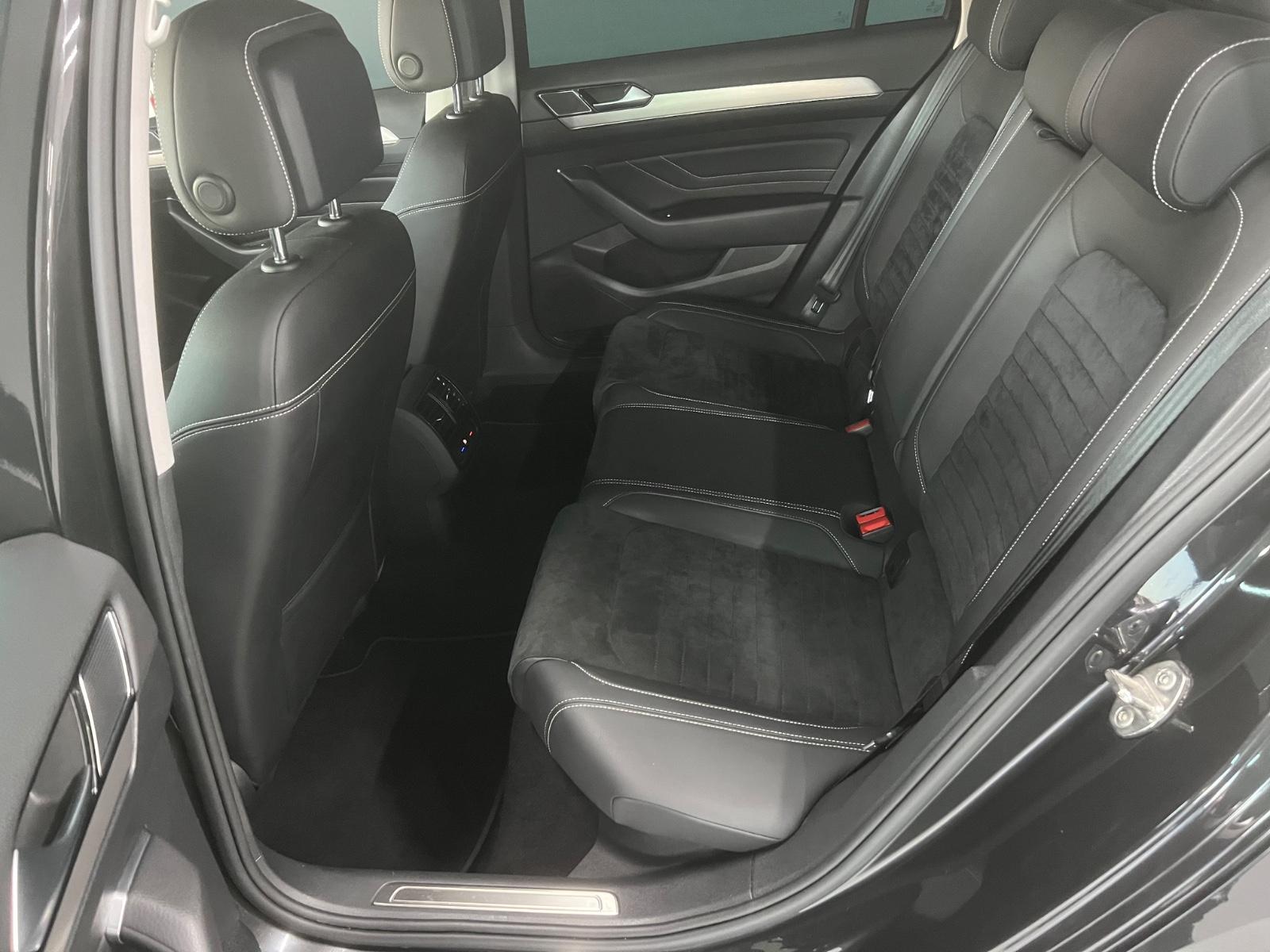 Volkswagen Passat 2.0 TDI Matrix-LED ACC AHK Kamera Navi