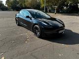 Tesla Model 3 Performance inkl. Enhanced Autopilot - Tesla Model 3 in Oberhausen