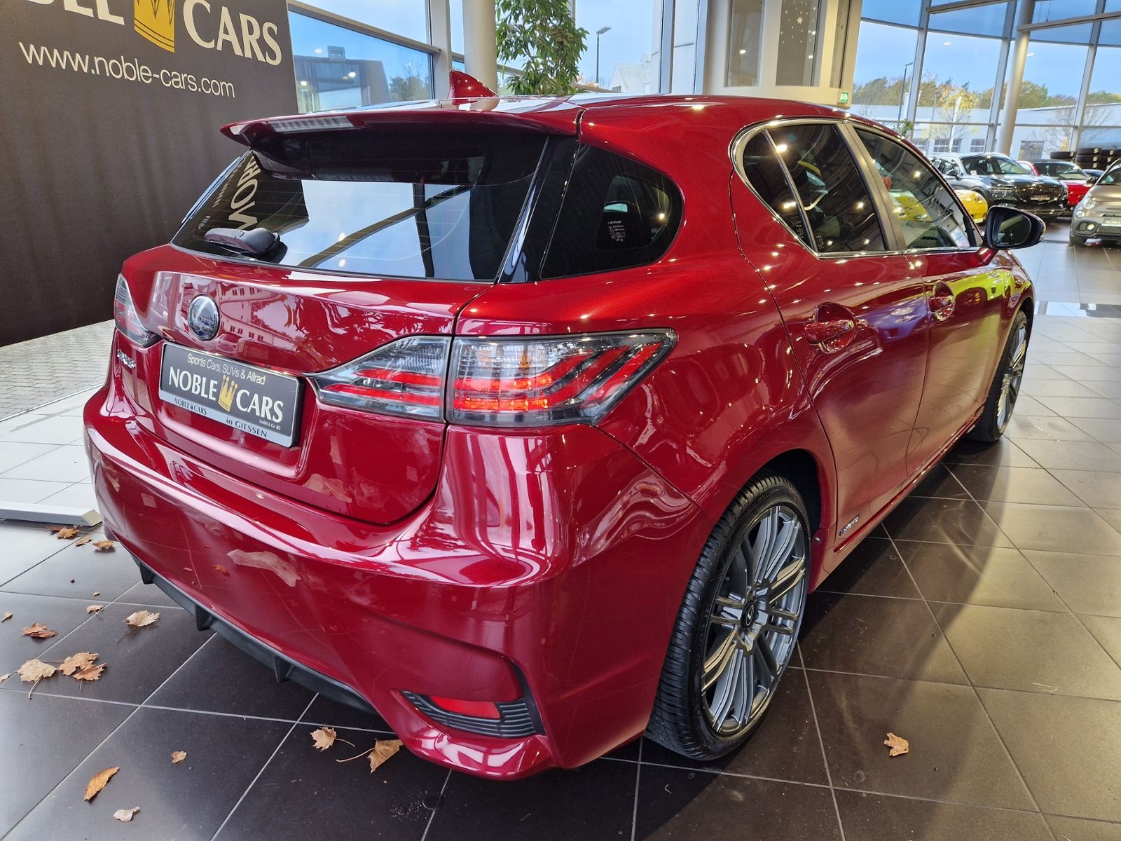 Fahrzeugabbildung Lexus CT200h Executive RFK LED NAVI ALU