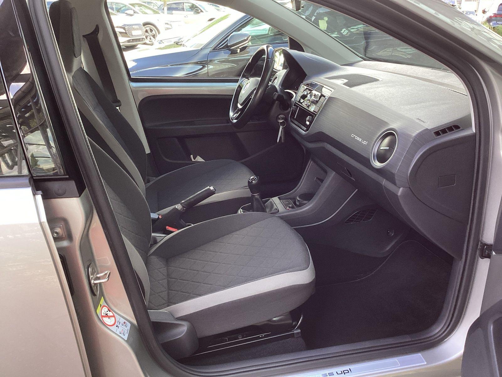 Volkswagen Up 50 KW Bluetooth, Einparkhilfe, Klima, Sound, миниатюра 12