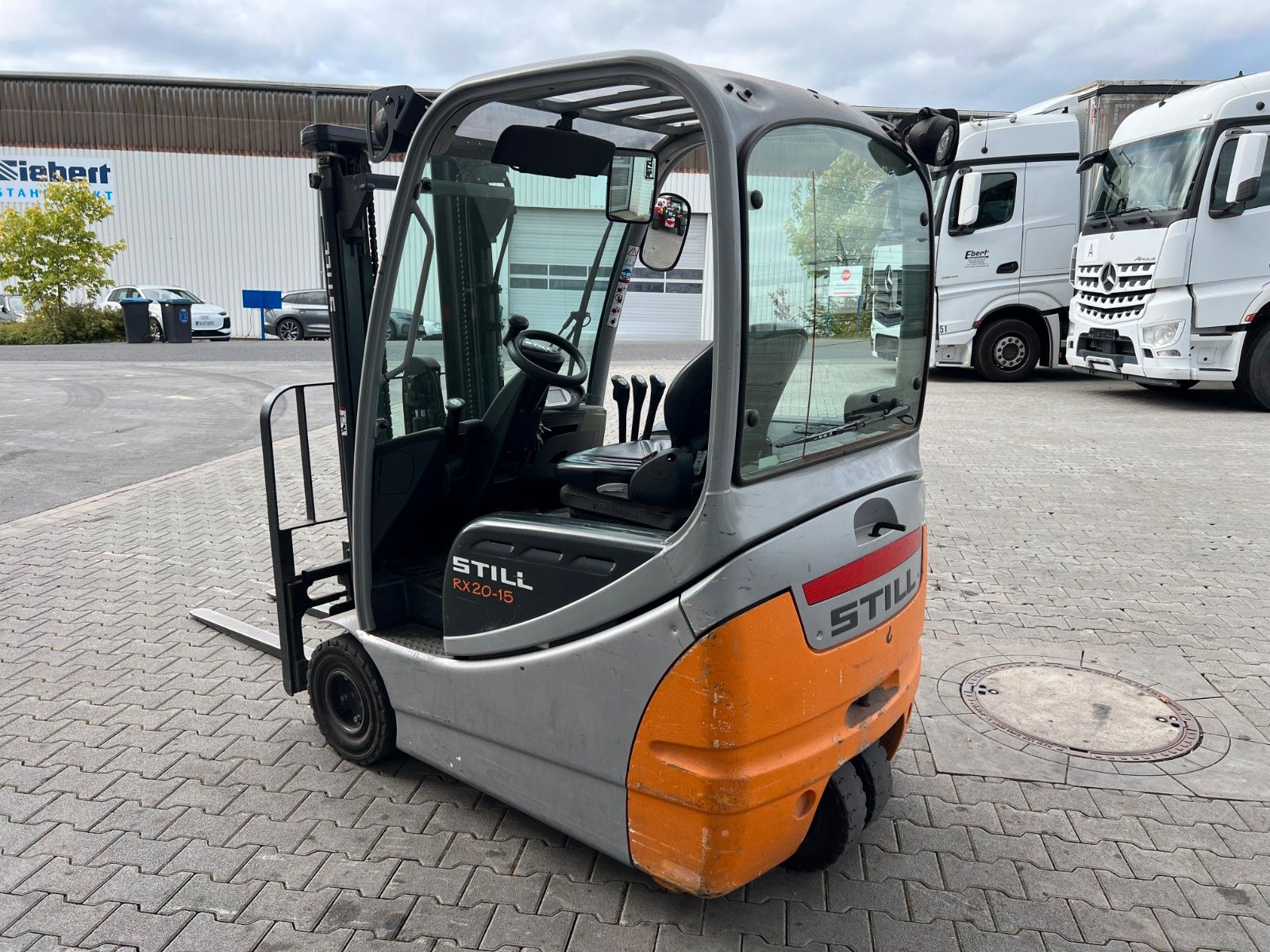 Fahrzeugabbildung Still RX 20-14 / Triplex: 4,3m / 1.447h / SS / 03.2020