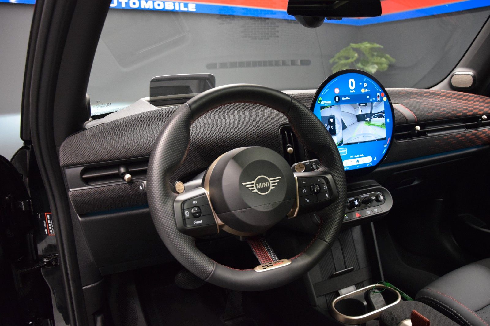Fahrzeugabbildung MINI John Cooper Works Trim XL Pano H&K HUD Memory