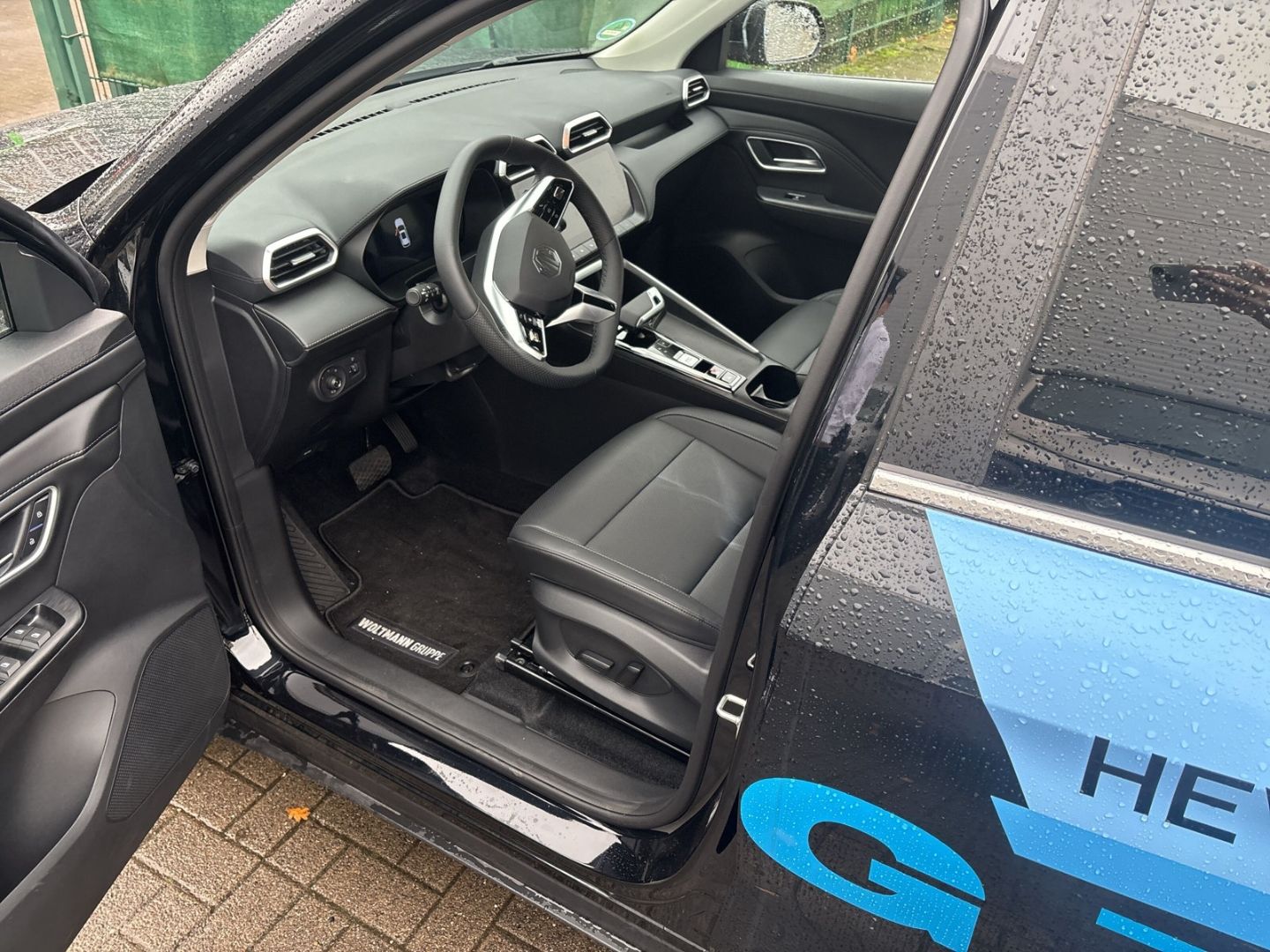 Fahrzeugabbildung MG ZS Luxury Vorführwagen, inkl. Allwetterreifen, N