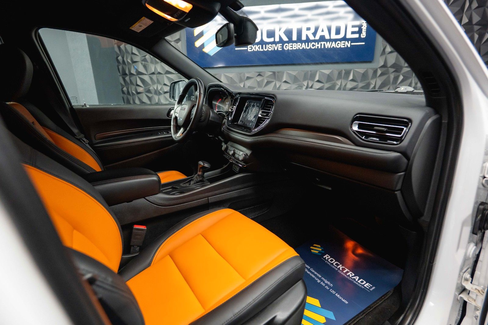 Fahrzeugabbildung Dodge Durango 3.6 V6 GT 4x4 SRT Night-Paket Modell 22