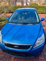 Ford Focus 1,6L Benziner - Ford Focus: Kleinwagen, 1.6