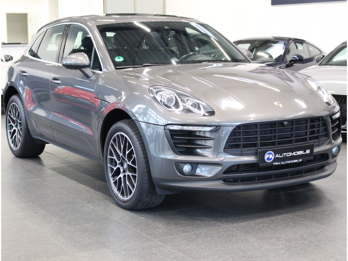 Fahrzeugabbildung Porsche Macan S Diesel Sport Chrono 2.Hand*Pano*Bose
