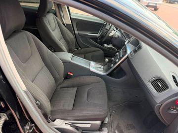 Volvo V60 - 10
