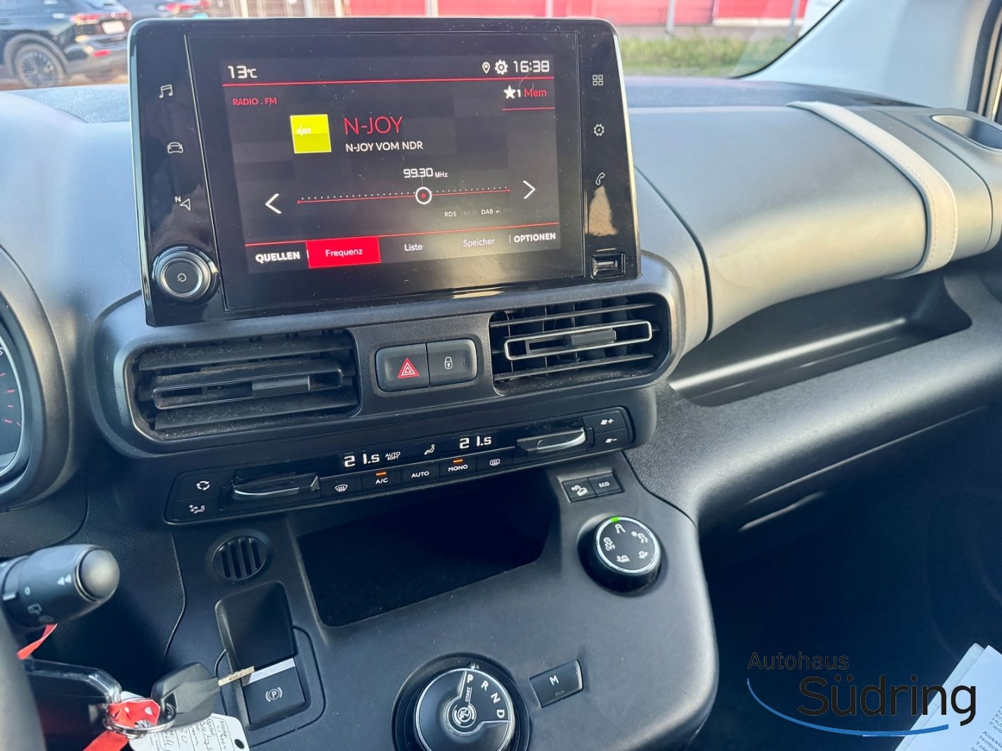 Berlingo 1,2 Pure Tech 130 Shine XL HUD ACC SHZ