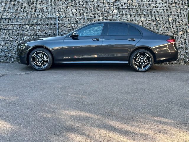 Mercedes-Benz E 300 – Bild 10