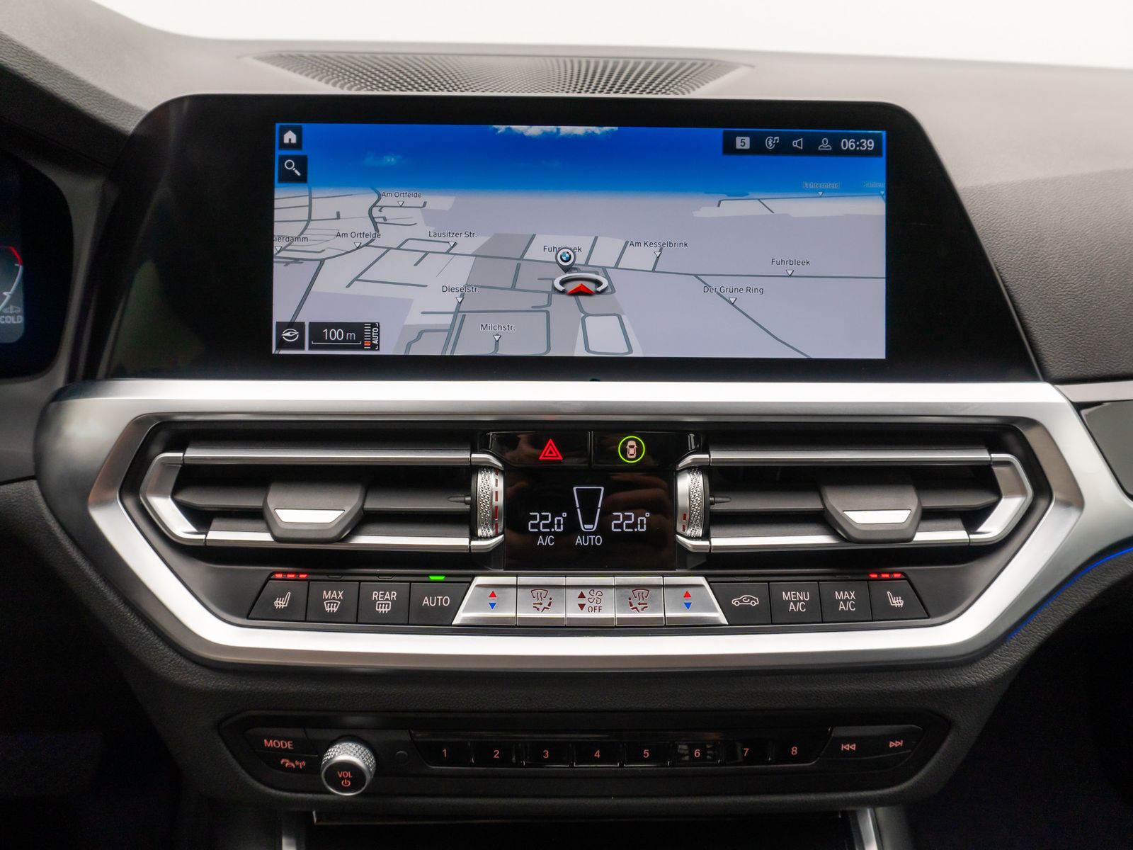 Fahrzeugabbildung BMW 320i Sport Line HUD DAB Lordos Alarm HiFi Komfor
