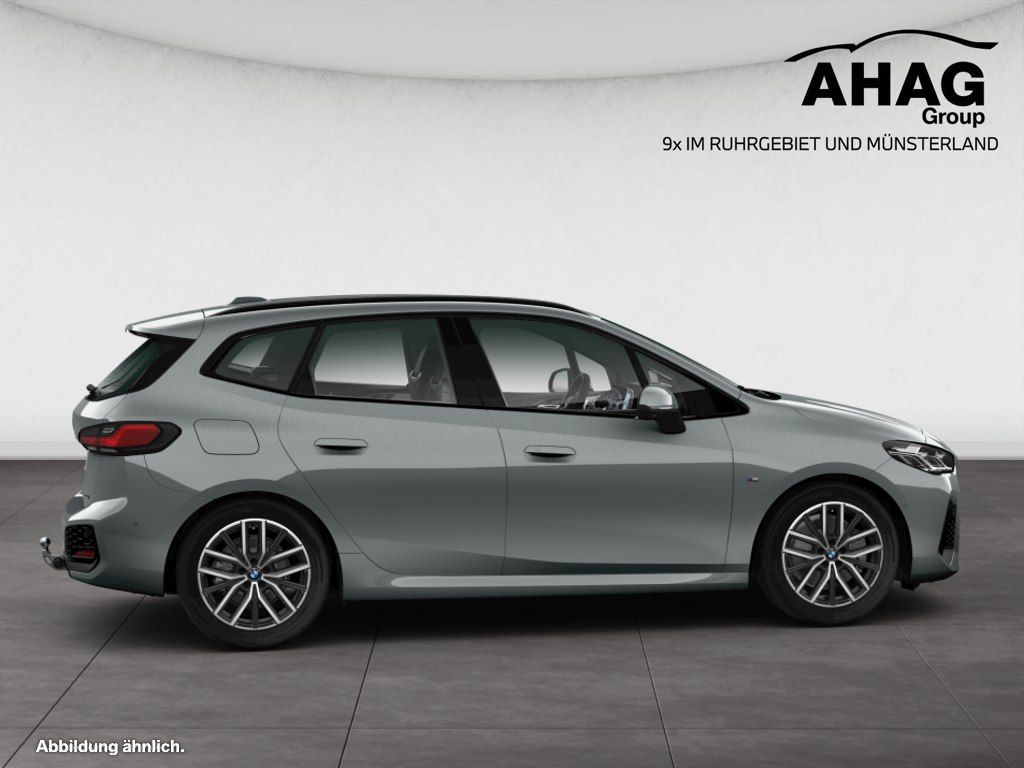 BMW 223 Active Tourer - Bild 8