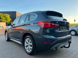 BMW X1 20i xD xLine PANO KAM LED AHK NAV PARK LEDER - BMW X1 xLine mit Benzin-Antrieb
