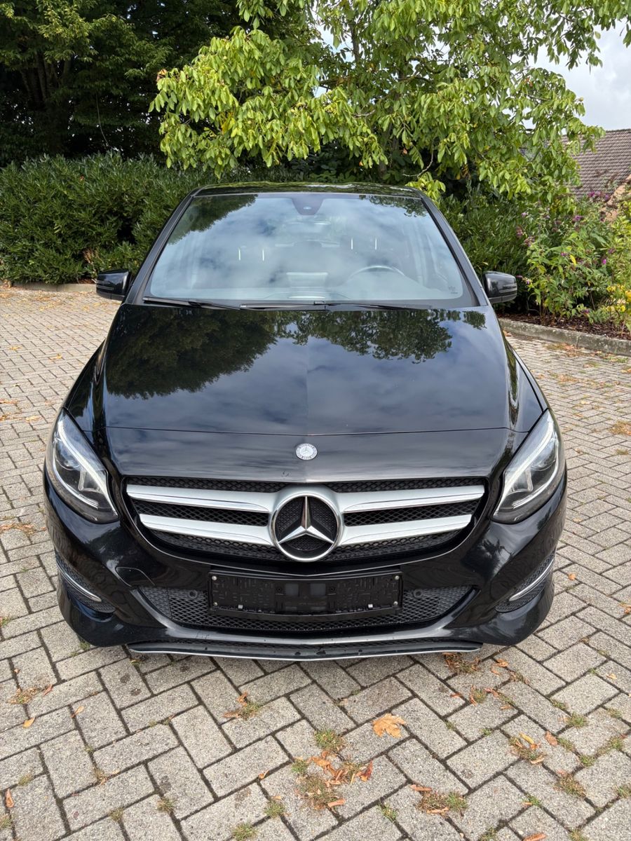 Photo 9 of MERCEDES-BENZ B 180