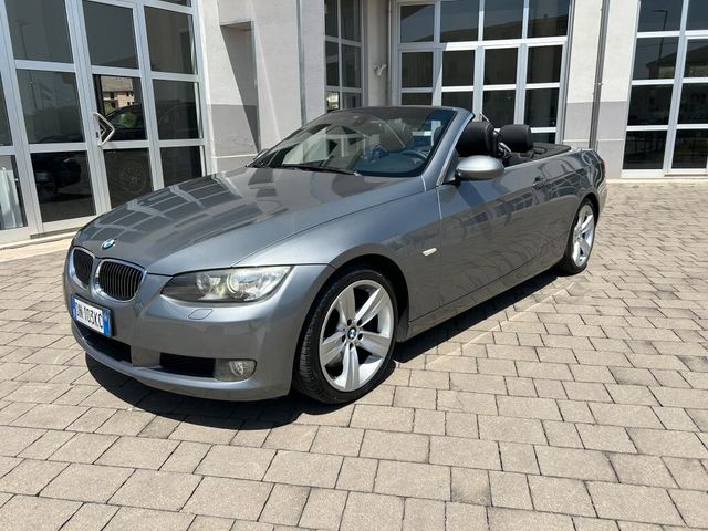 BMW Bmw 330d Cabrio Attiva 231cv aut.