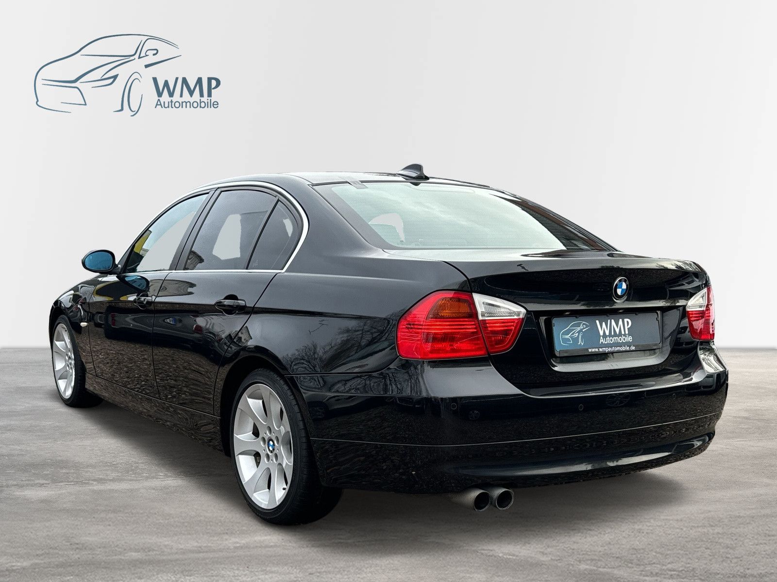 Fahrzeugabbildung BMW 330i Lim. /Navi./Xenon/PDC./Schiebedach/Tempomat