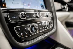 Bentayga 4.0 V8 S BLACK/BEIGE 22&quot; AMBIENTLIGHT