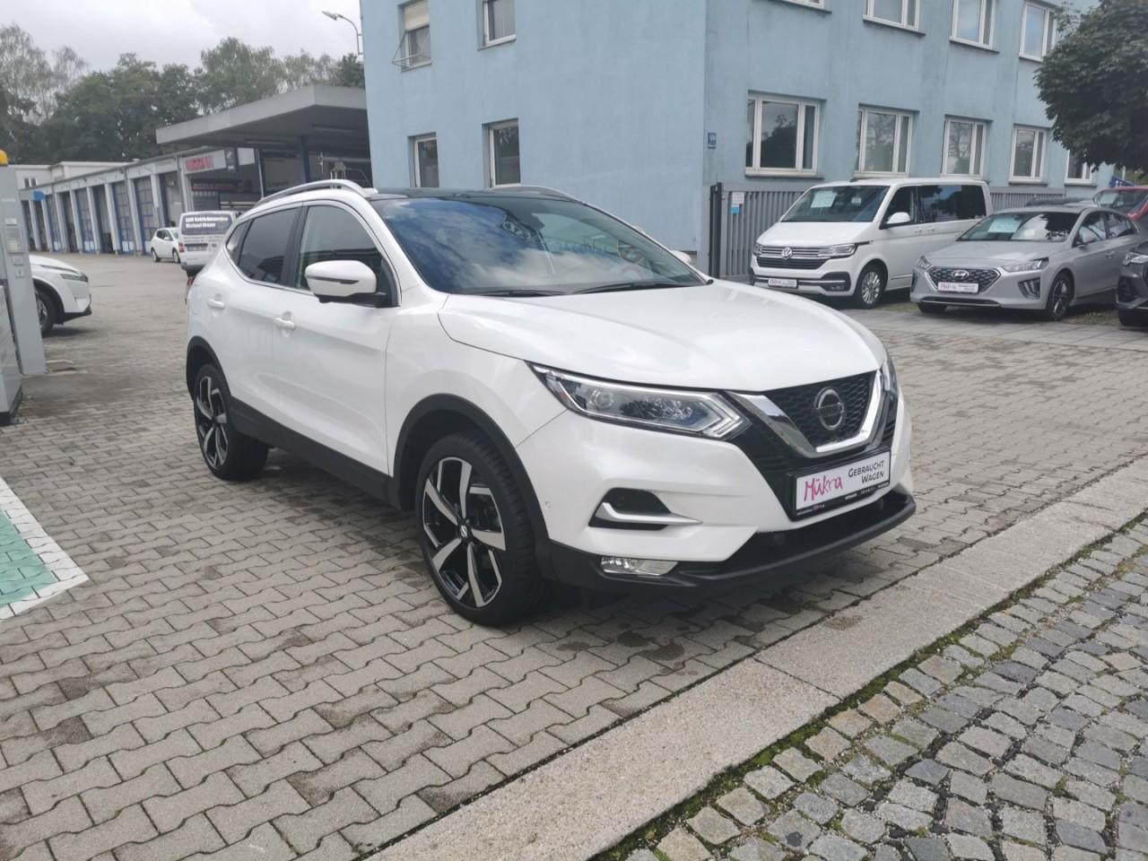 Nissan QASHQAI Tekna 1.3DIG-T MT Panorama 8-fach bereif