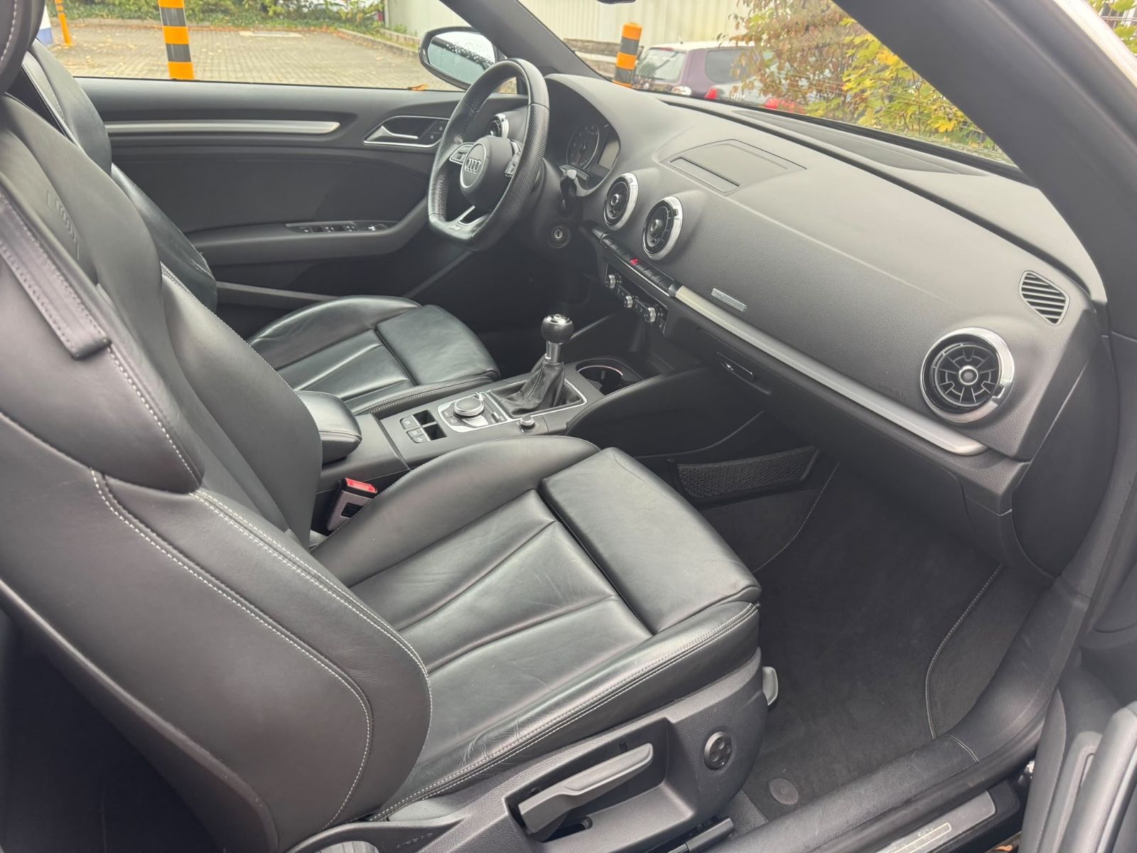 Fahrzeugabbildung Audi A3 Cabriolet quattro S Line Navi+Xenon+LED
