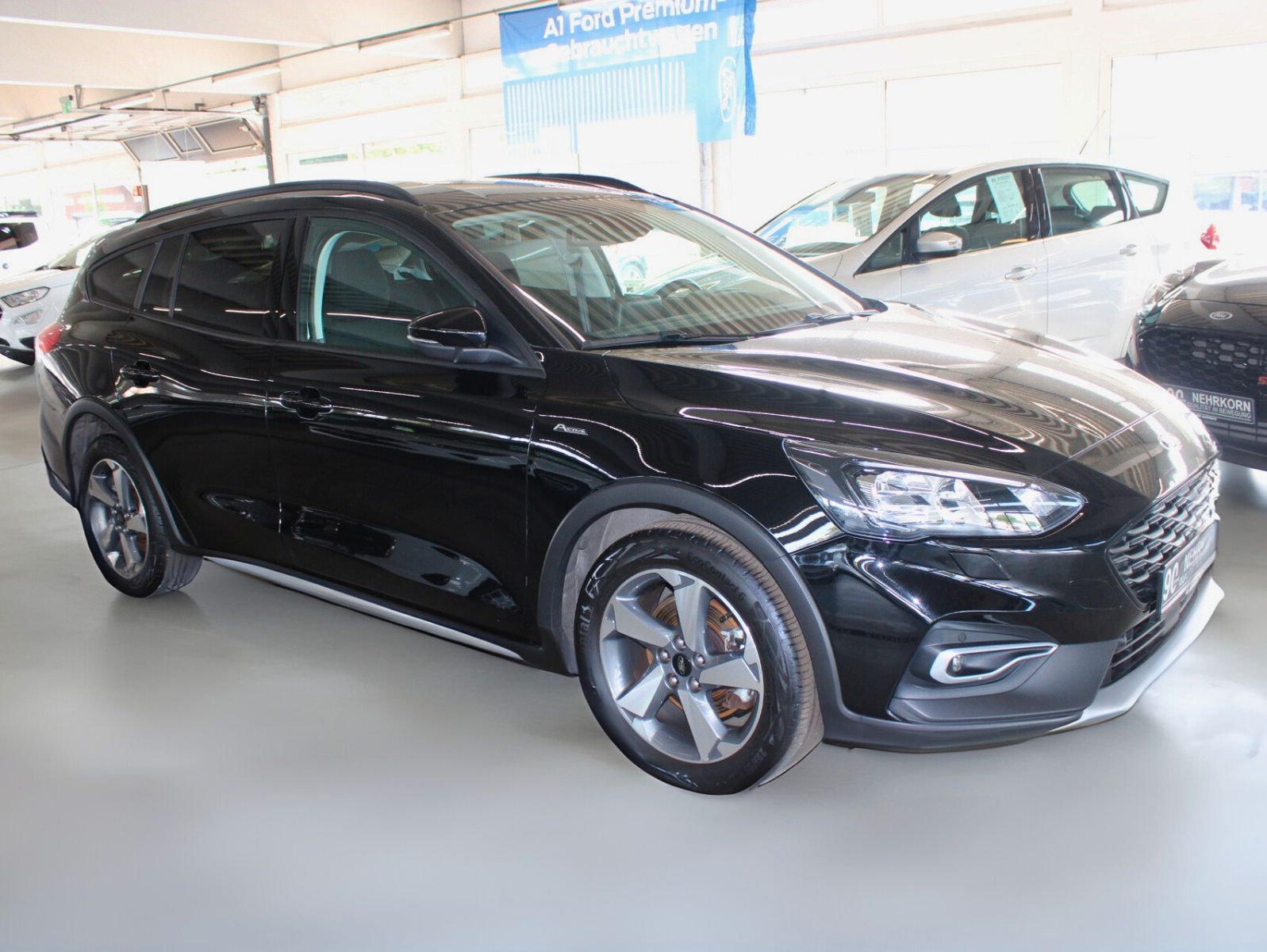 Fahrzeugabbildung Ford Focus Active Turnier LED NAVI WinterPaket uvm.
