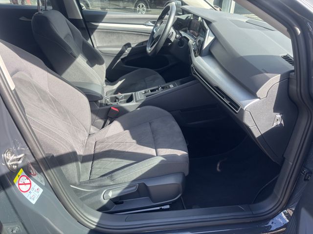 Golf VIII Variant 2.0 TDI DSG*App*Navi*ACC*LH+SH