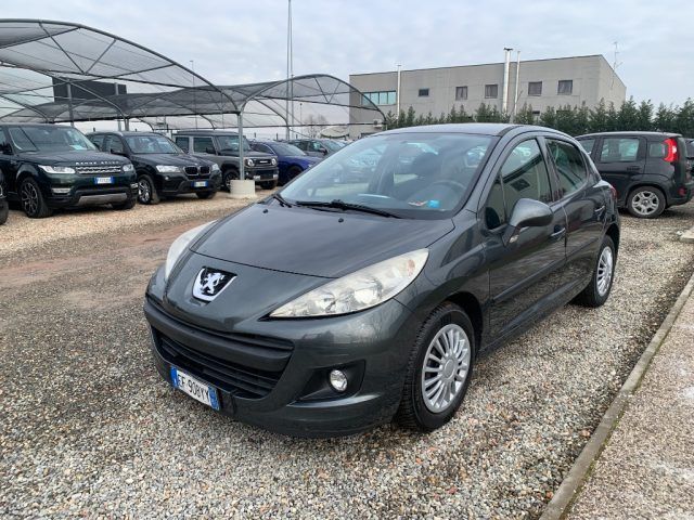 Peugeot PEUGEOT 207 1.4 8V 75CV 5p. Special Edition