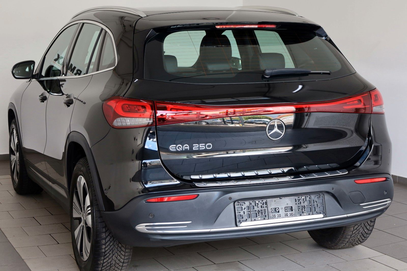 Fahrzeugabbildung Mercedes-Benz EQA 250 Progressive,T.Leder,Navi,LED,SH,Kamera