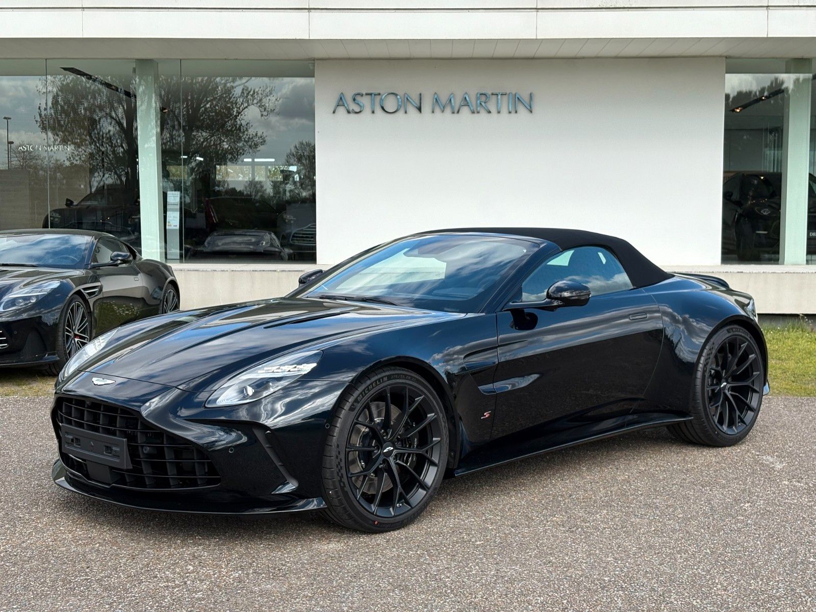 Aston Martin V8 Vantage S Roadster 4.0 V8 imagem 2