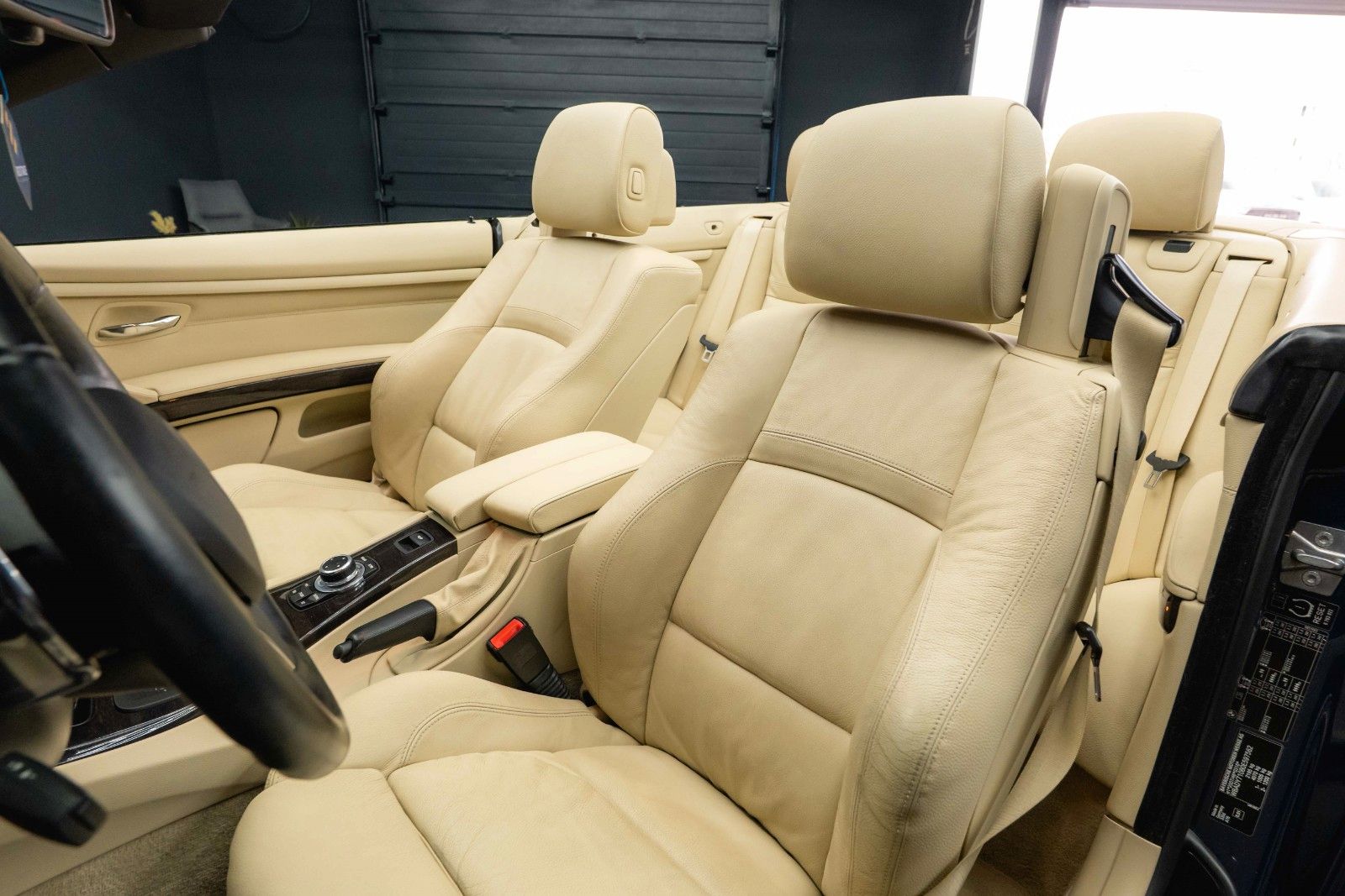 Fahrzeugabbildung BMW 330d Cabrio Sport Edition *Bi-Xenon*H&K*Memory*