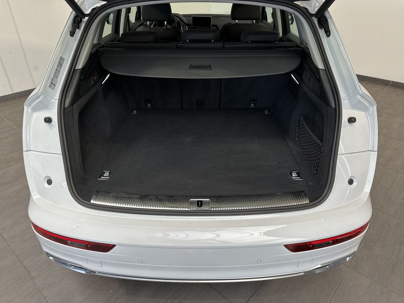 Fahrzeugabbildung Audi Q5 55 TFSI e Quattro S-Line NAV+LED+AHK+ACC+20ZO