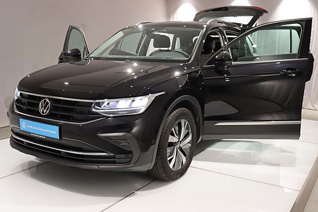 Tiguan Life 1.4 eHybrid TravelAssist AHK Navi Ka