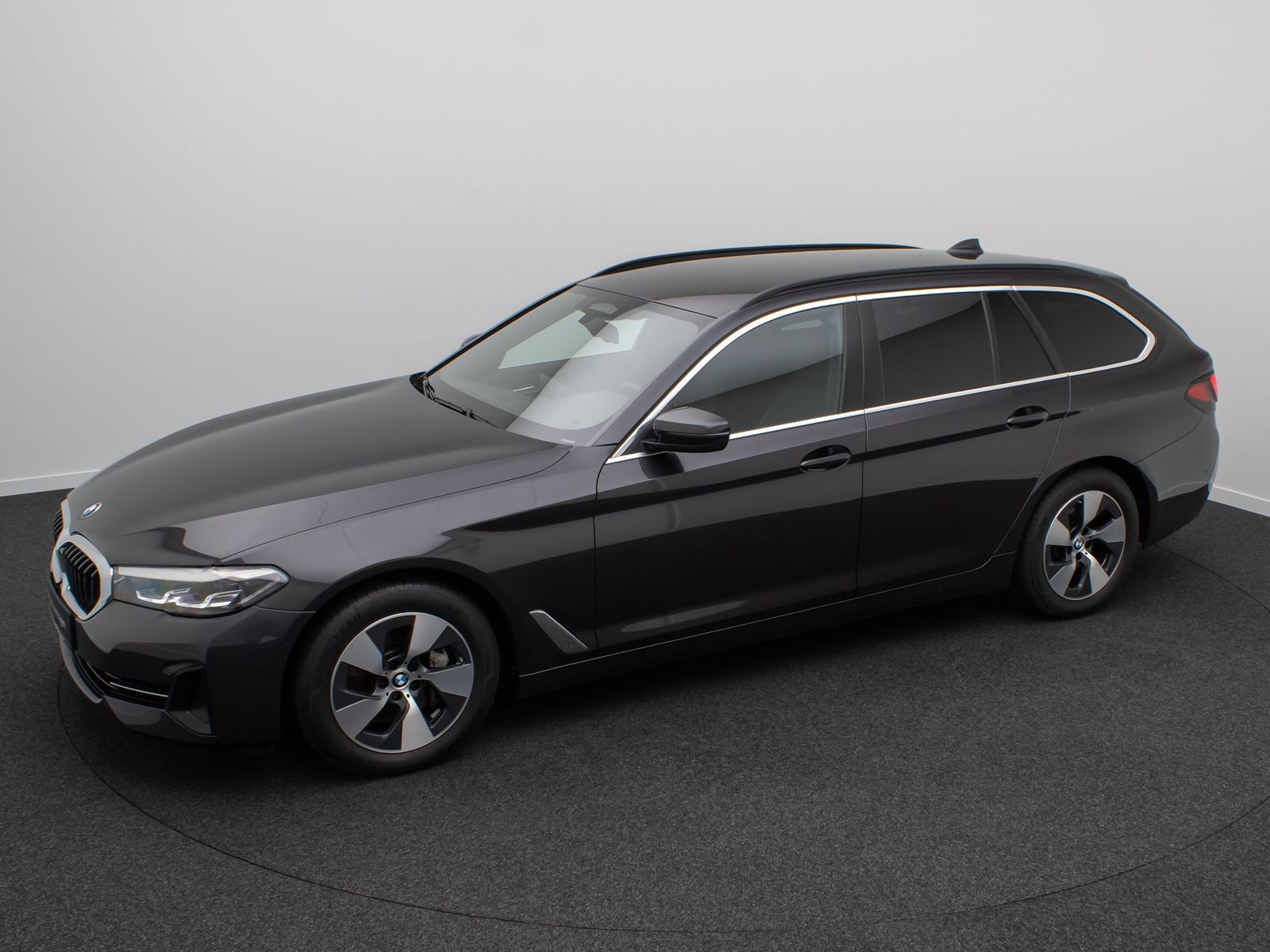 Fahrzeugabbildung BMW 530d xD ACC Alarm DAB Kamera 4xKlima Leder Sport