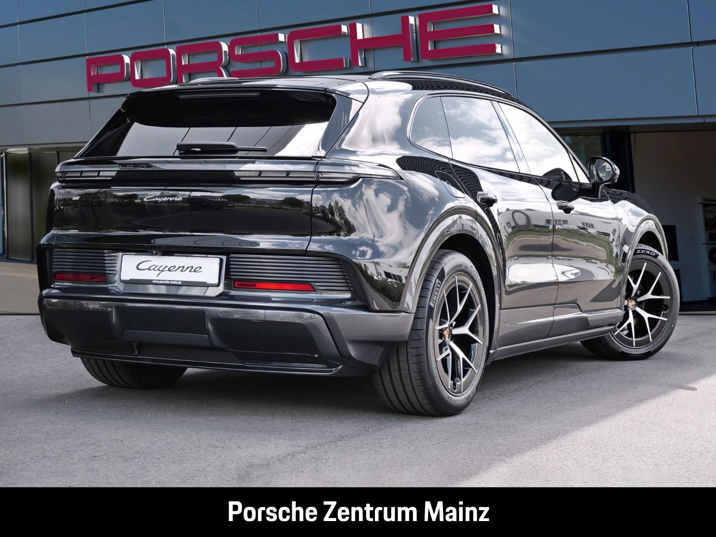 Porsche Cayenne Electric HA-Lenkung Head-Up BOSE 21-Zoll imagem 3