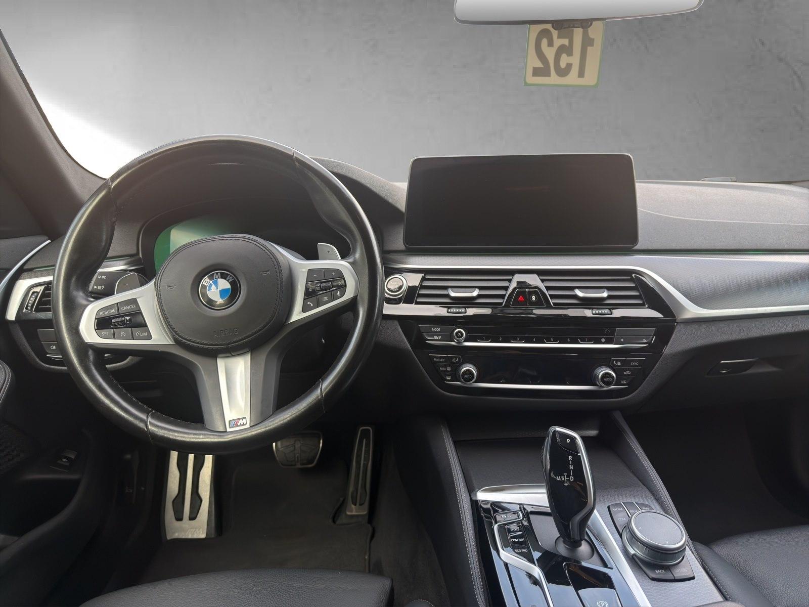 BMW 530d M Sport Leder AHK RFK 4 SHZ