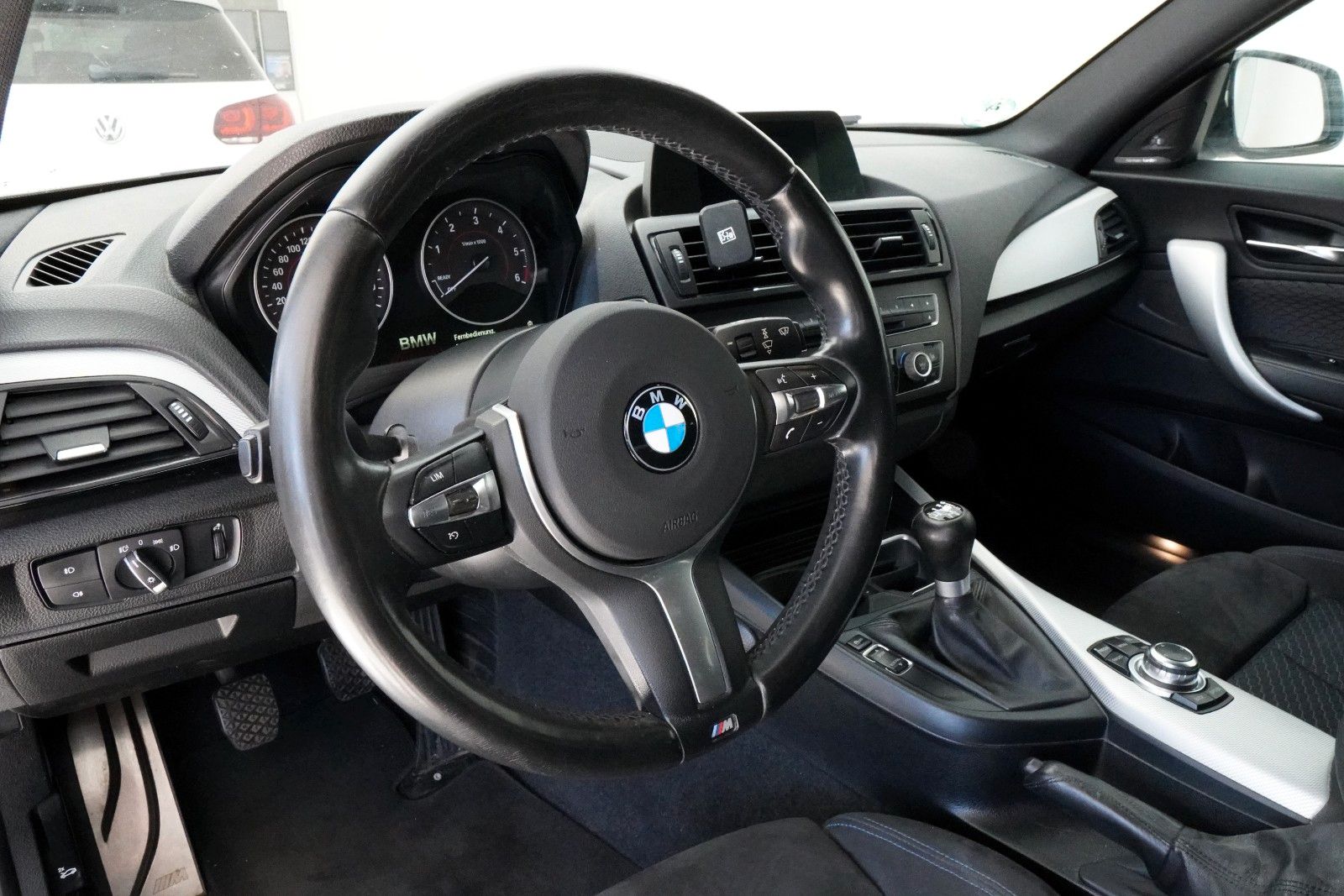 Fahrzeugabbildung BMW 120d M-Paket *Harman/Kardon*Shz*Bi-Xenon*