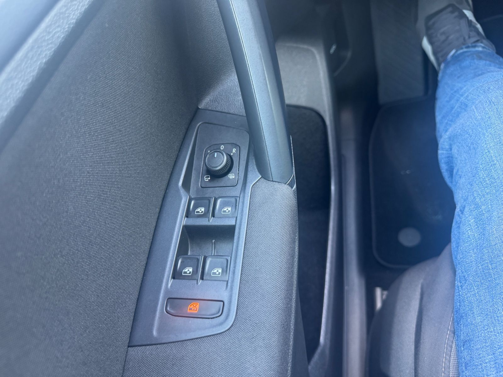 Fahrzeugabbildung Volkswagen Tiguan Comfortline LED+Navi+Kamera+ACC