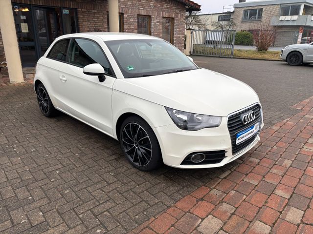 Audi A1 ambition S-Line+Navi+Alu+Sitzh.Klimaautom+