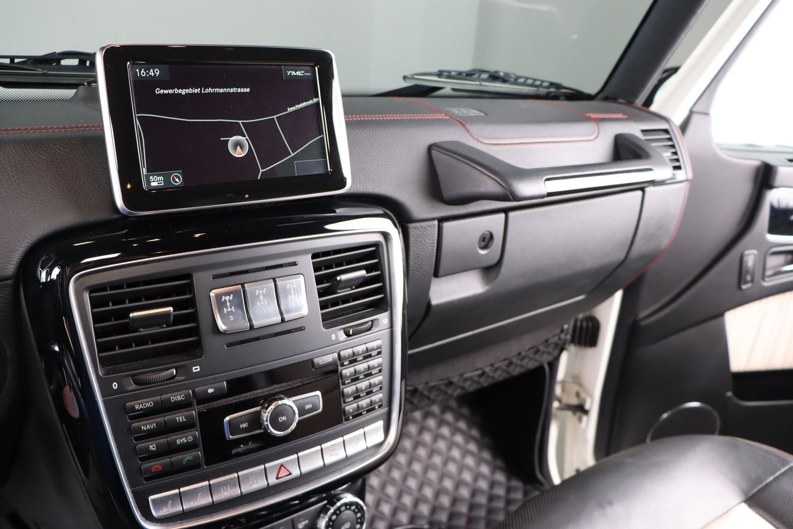 Fahrzeugabbildung Mercedes-Benz G 350 BlueTEC DESIGNO DIS * H&K 4x Sitzhzg. Navi