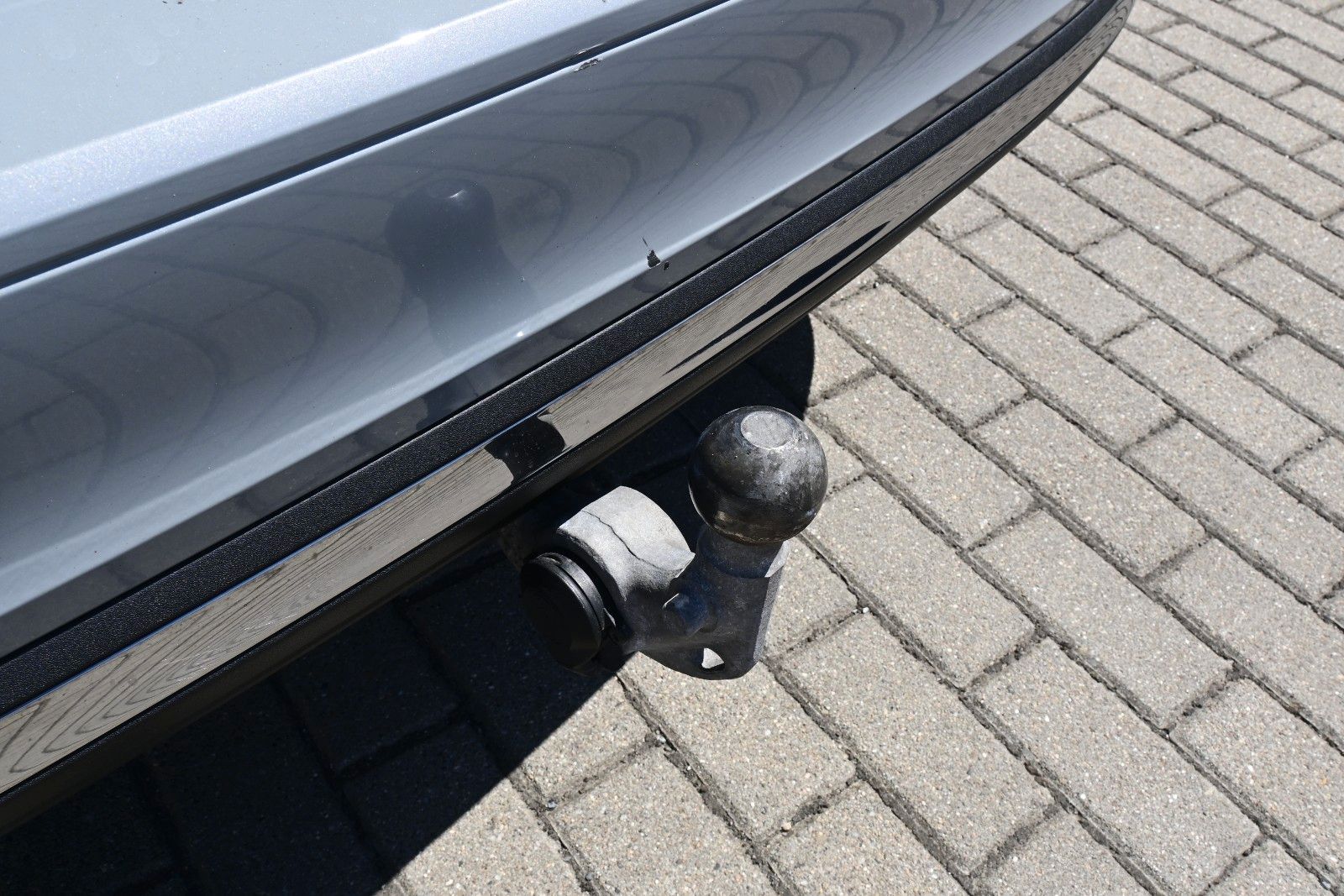 Fahrzeugabbildung Volvo V60 T6 AWD PHEV Essential*Leder*AHK*PDC*