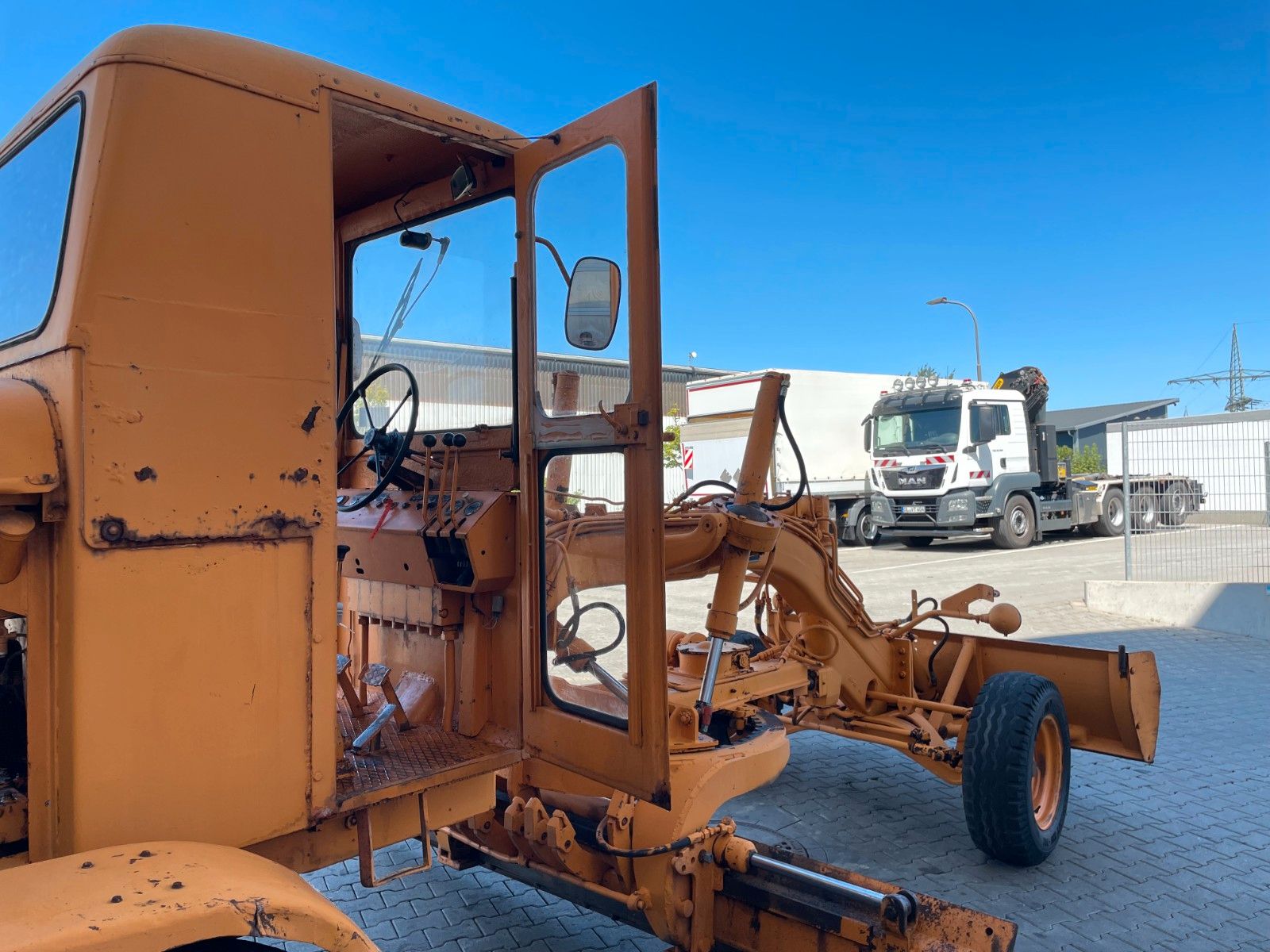Fahrzeugabbildung Andere Fischer Grader 50D / 10.752h / 1963