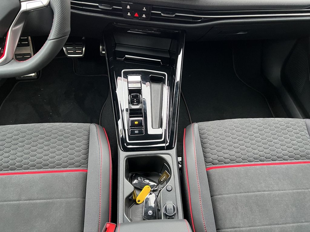 Volkswagen Golf VIII GTI Clubsport 2.0 TSI DSG MATRIX-LED foto 16