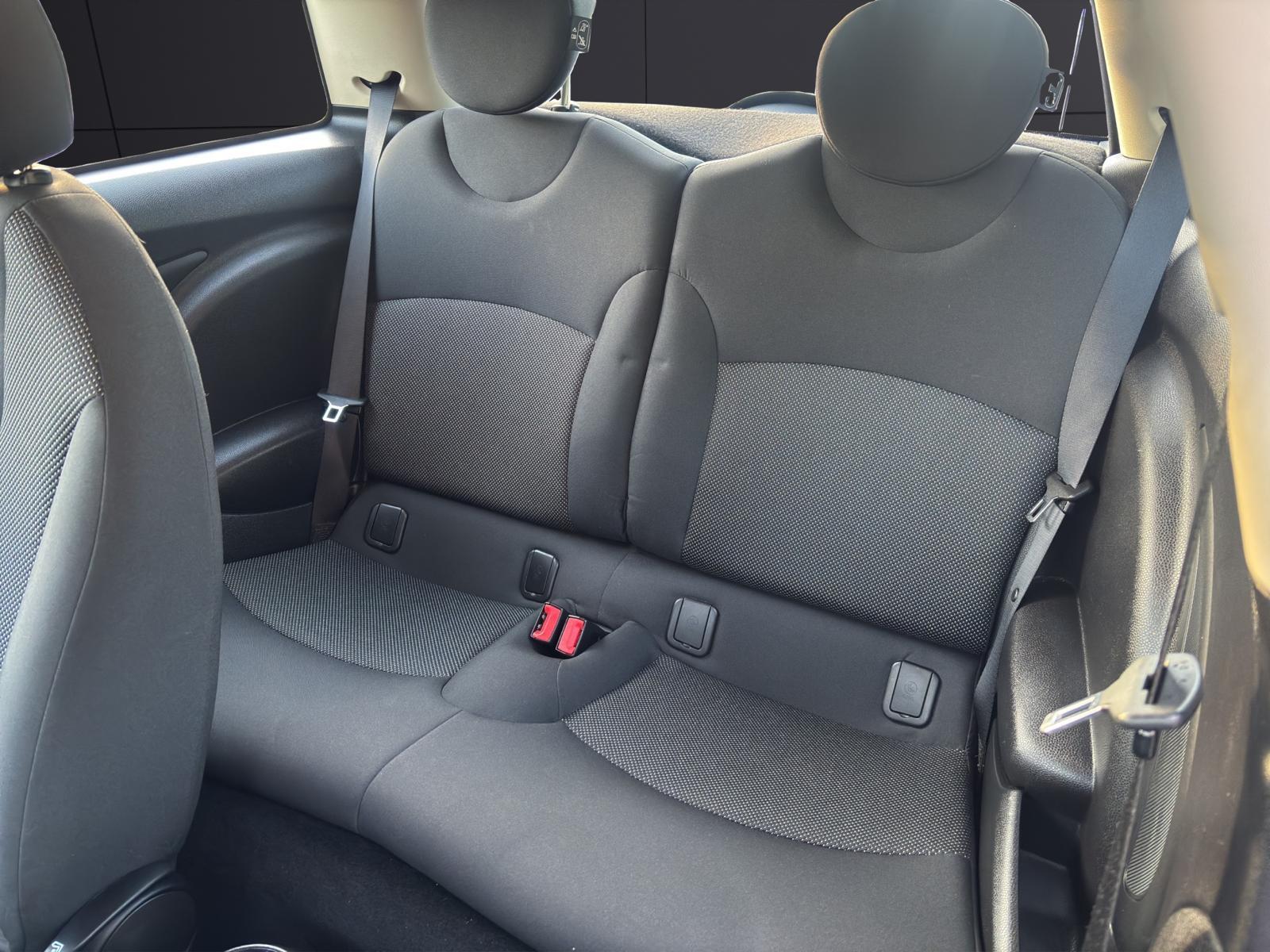 MINI Cooper Pepper /SITZHEIZUNG PDC/ *TÜV NEU*
