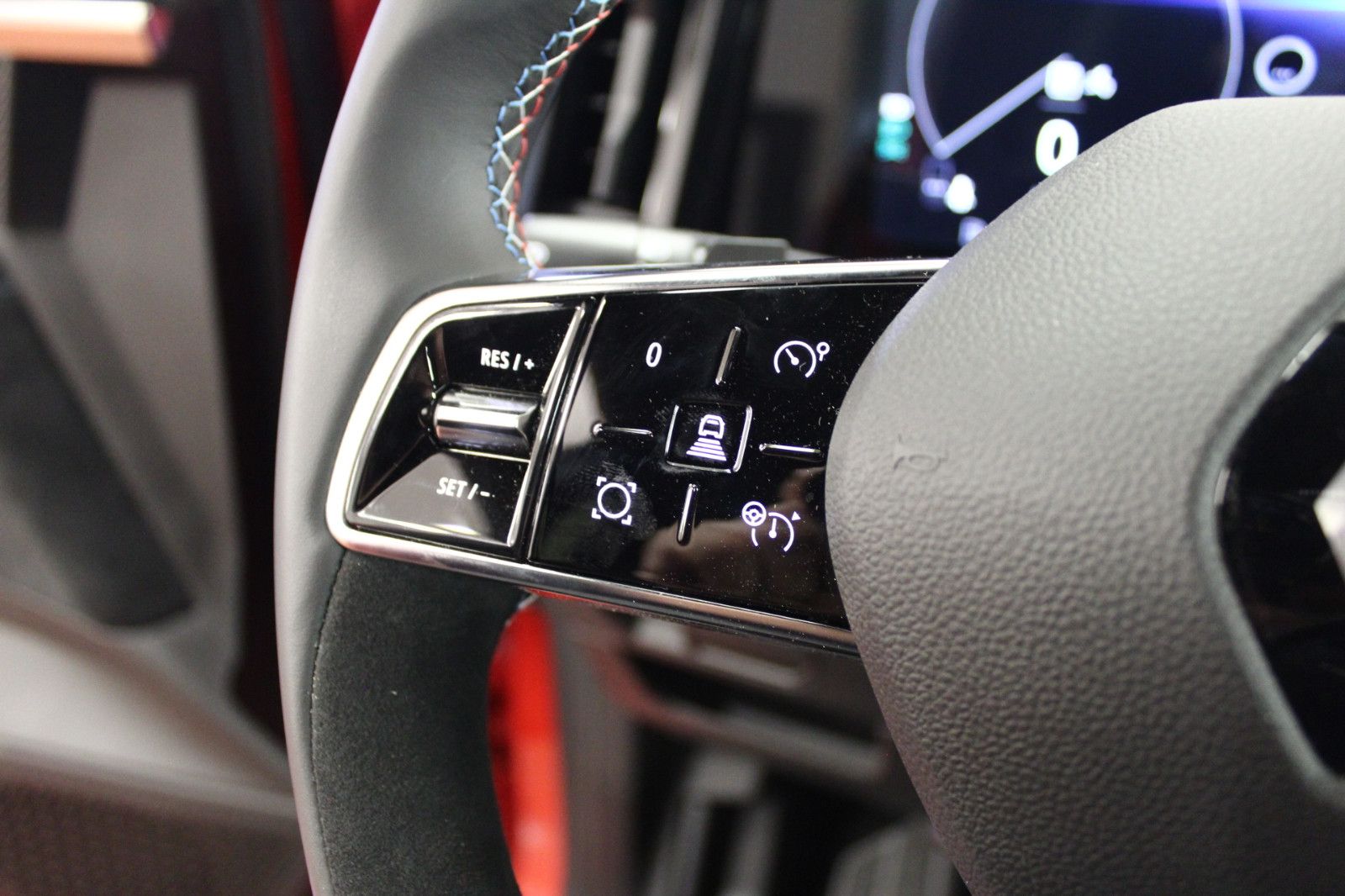 Fahrzeugabbildung Renault Austral Mild Hybrid 160 Techno Esprit Alpin