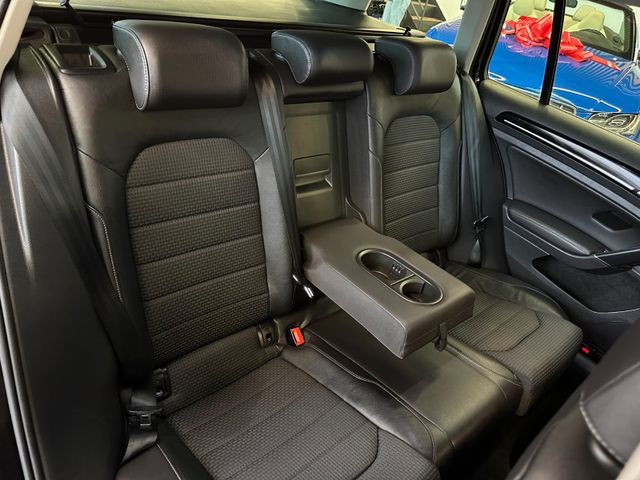 MYAUTOCENTER – Gebraucht- und Jahreswagen mit Werkstattservice in Pfaffenhofen Volkswagen Golf VII Variant Highline BMT *R Line*Navi*Xenon