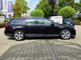 Volkswagen Passat Variant Business R-Line Harman/Kardon - Volkswagen Passat Variant: Schwarz
