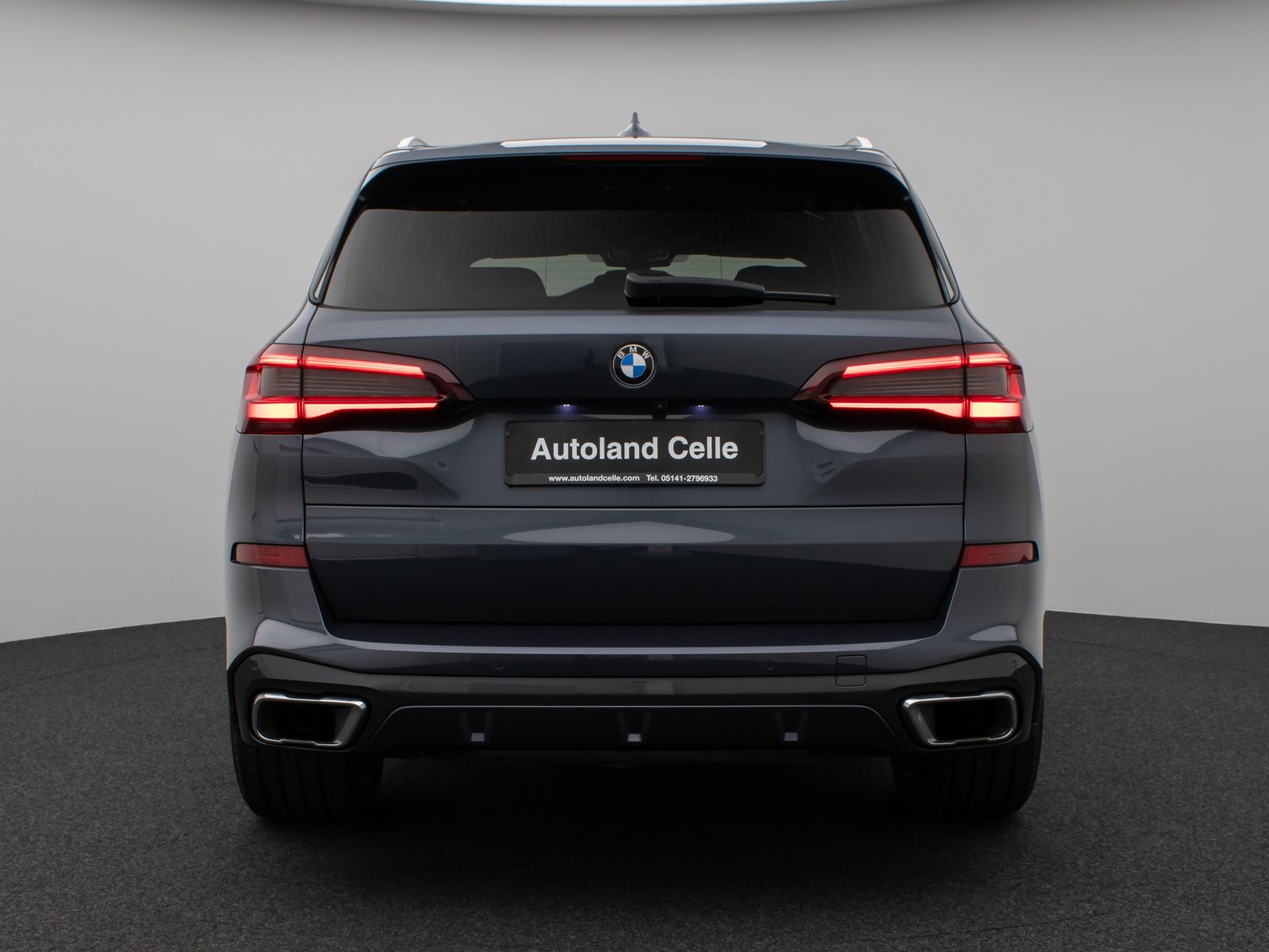 Fahrzeugabbildung BMW X5 xD30d M Sport Laser DAB HiFi AHK DiplayKey