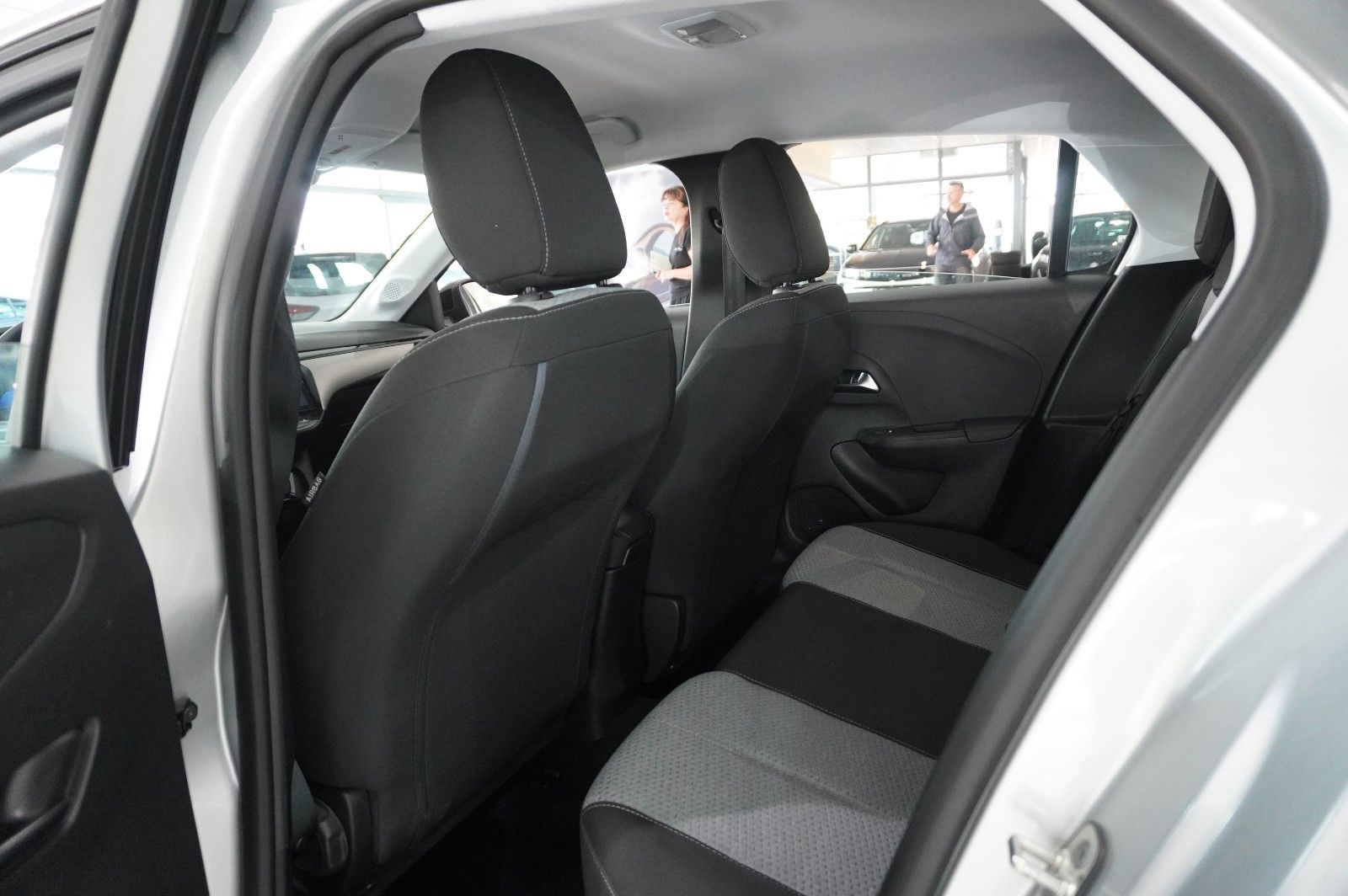 Fahrzeugabbildung Opel Corsa F 1.2 FACELIFT NAVI/LED/KAMERA/VIRTU./DAB+