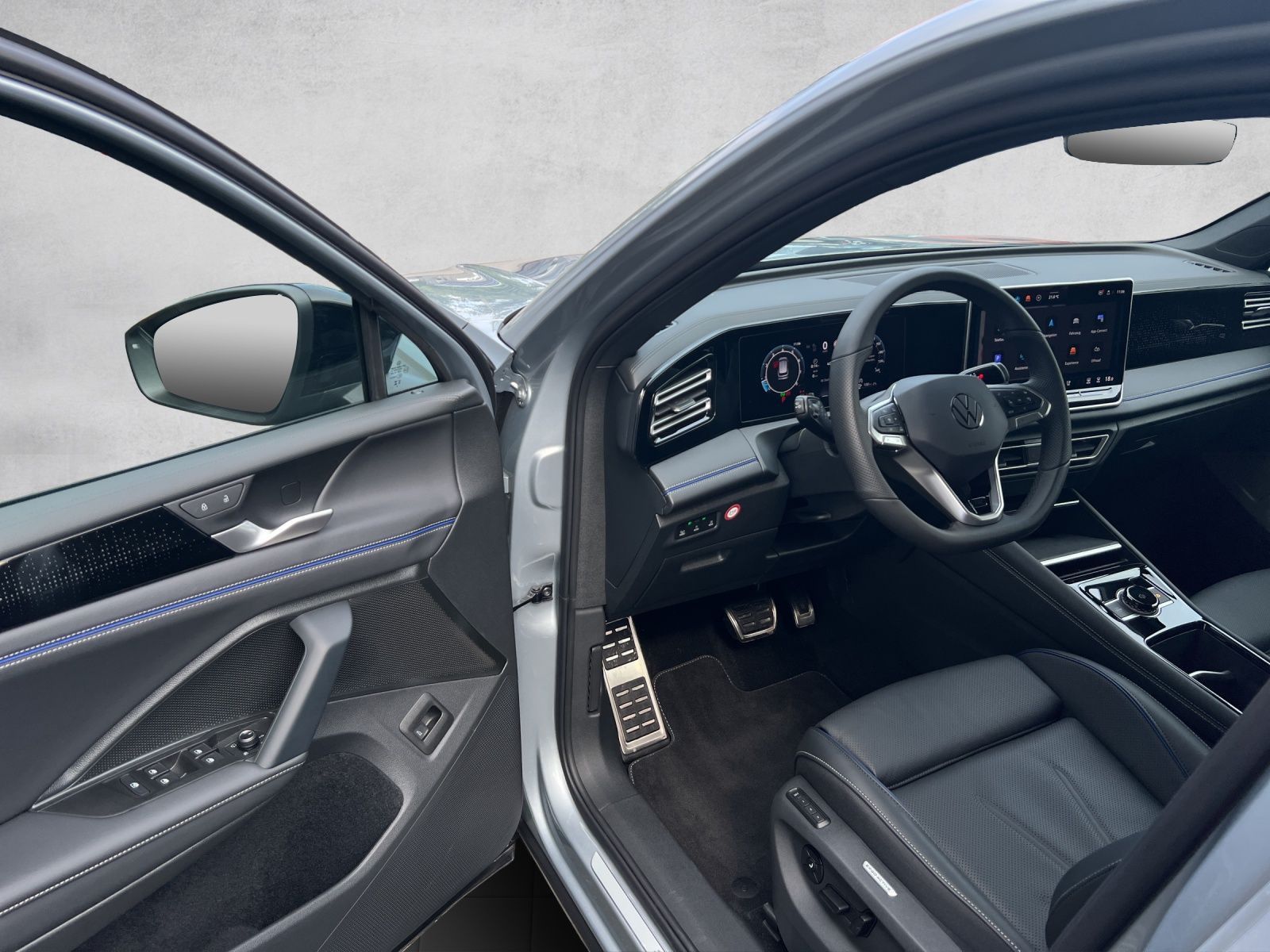 Tiguan R-Line 2.0 TSI DSG 4M AHK*ACC*Black Style