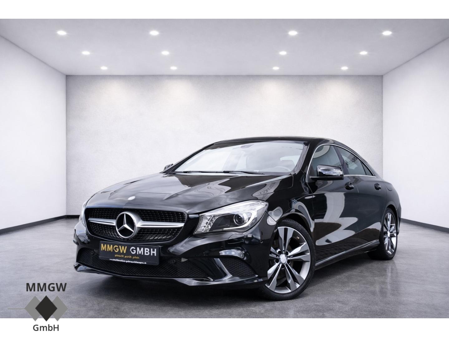 Mercedes-Benz CLA 180 Urban Pano/Navi/BiXenon/Klimaat/Ambient/